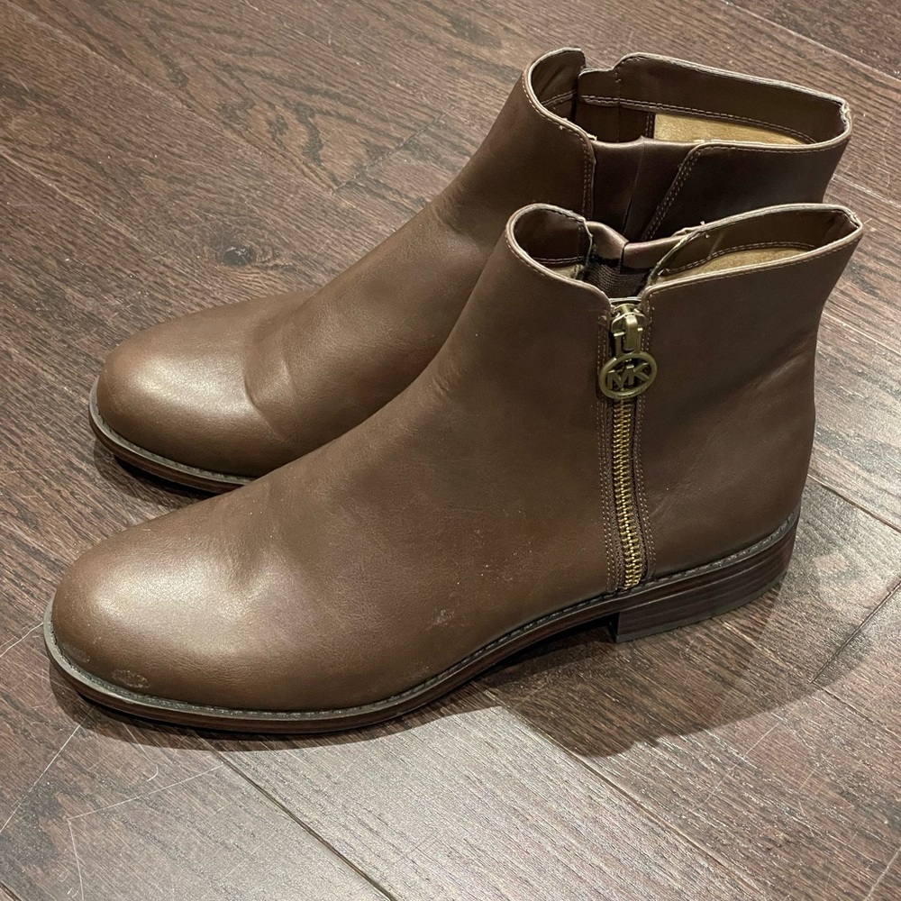 Michael Kors Leather Ankle Boots – Brown, Side Zipper